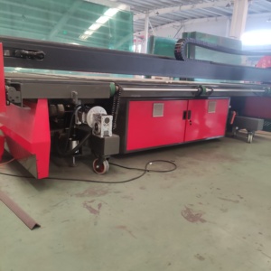 Machine de <span class=keywords><strong>découpe</strong></span> de <span class=keywords><strong>verre</strong></span> à chargement et déchargement automatiques, haute configuration, durable, à taux d'utilisation élevé, avec lubrification automatique par graissage - Product Image 3