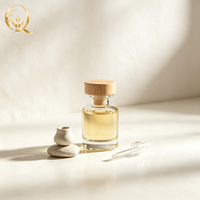 Huile Essentielle d'Elemi (Canarium Luzonicum) en Gros de l'Usine QIRAN pour Soins de la Peau, Parfums et Diffuseurs – Approvisionnement en Vrac