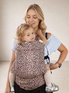 Porte-bébé Premium à motif léopard rose, porte-bébé souple et structuré pour nourrissons avec design personnalisé - Product Image 4