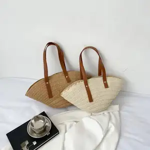 En gros coquillage tressé sacs de plage une épaule portable bord de mer loisirs vacances 2023 été à la main femmes sac de paille