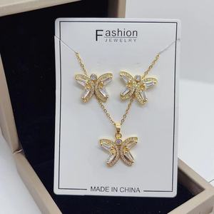 Pendientes de circón de acero inoxidable chapados en oro de 18 quilates de alta calidad, joyería, collares de circón geométricos de lujo para mujer - Product Image 4