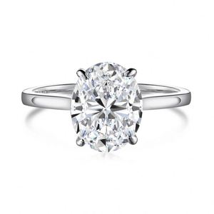 Superbe bague de fiançailles Dylam en argent sterling avec pierre de moissanite ovale de 3,0 carats, couleur D, clarté VVS1, pour femme - Product Image 1