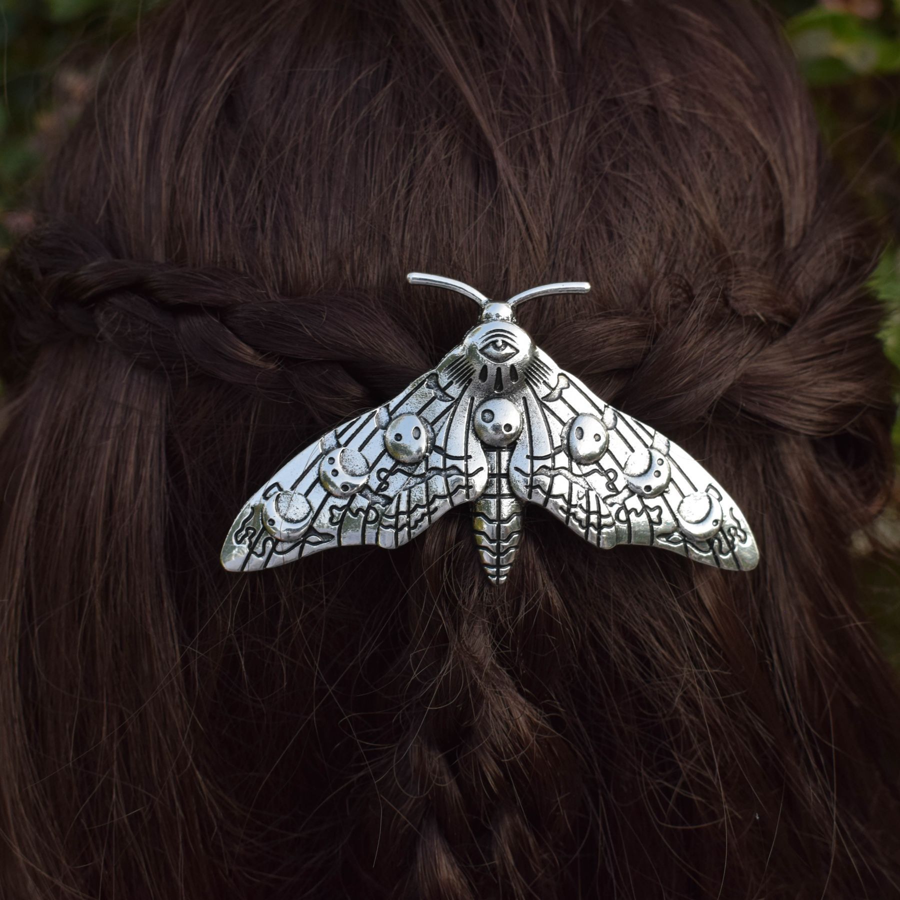 Witch Moon Luna Moth Barrette - Gothic Hairclip for Women  display picture 3