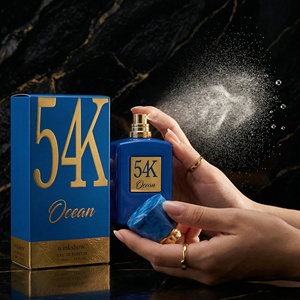 <span class=keywords><strong>Parfum</strong></span> pour homme 100 ml aux agrumes frais avec logo personnalisé pour présentoirs de vente au détail et comptoirs – Parfums Originaux pour homme aux notes boisées chaudes - Product Image 4