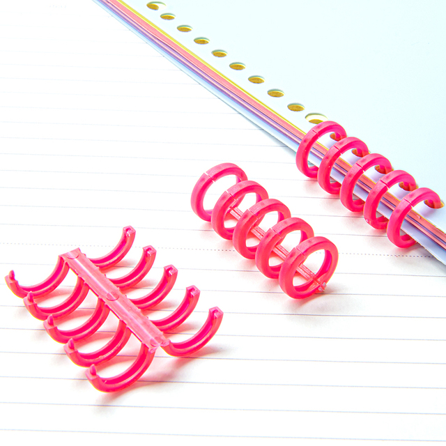 High Quality 5 Hole Plastic Loose Leaf Binder Rings with Color Customization for Office Documents