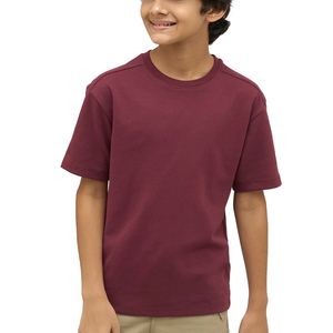 T-shirt uni à col rond pour garçons, en coton 100% durable, coupe décontractée et toucher doux pour un confort toute la journée - Product Image 2