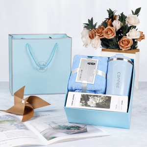 Kits <span class=keywords><strong>Cadeaux</strong></span> d'Anniversaire : Tasse à Café + Serviette + Ensemble d'Aromathérapie Liquide, Coffret Cadeau Promotionnel <span class=keywords><strong>pour</strong></span> Hommes et Femmes - Product Image 1