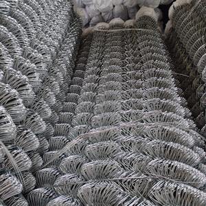 Tela de Cerca Galvanizada Preta de 8 Gauge X 2 Polegadas, Alta Qualidade, Cerca de 14 pés - Product Image 3