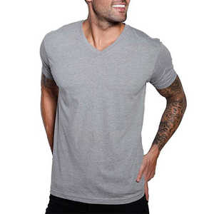 Camisetas Personalizadas 2025 100% Algodón con Cuello en V para Hombre, Secado Rápido, Lisas, de Color Sólido, Entrega Rápida - Product Image 3