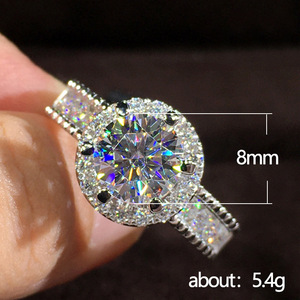 Anello con pietra rotonda incorniciata per donna, gioiello da dito scintillante alla moda, regalo per l'uso quotidiano - Product Image 5