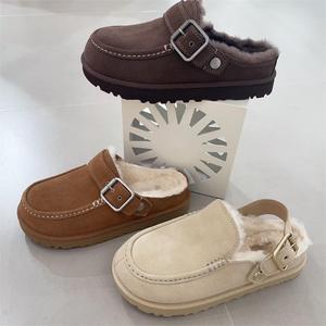 Pantofole da <span class=keywords><strong>donna</strong></span> in peluche all'ingrosso <span class=keywords><strong>con</strong></span> cinturini posteriori regolabili in metallo, calde per l'inverno, da esterno, <span class=keywords><strong>con</strong></span> suola spessa, modello slip-on monopezzo. - Product Image 1