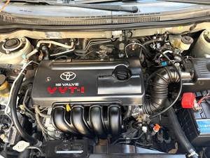 Toyota Corolla Usata 2005 1.8L Automatica Berlina Guida a Sinistra Benzina Alta Affidabilità Efficiente nei Consumi Auto Familiare Pronta per la Spedizione Immediata - Product Image 2