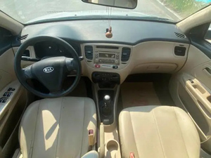 <span class=keywords><strong>Auto</strong></span> Usata 2007 1.6L GLS Kia Rio Berlina Compatta Versione GLS Efficiente nei Consumi Automatica Comoda <span class=keywords><strong>per</strong></span> <span class=keywords><strong>Giovani</strong></span> Professionisti - Product Image 6