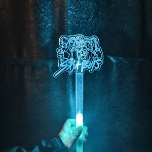 Kpop <span class=keywords><strong>Demon</strong></span> Hunters NUOVI ARRIVI Bastoncini LED Luminosi Huntrix in Acrilico, Accessori per Feste di Halloween, Consegna Rapida, Saja Boys Fan Made Personalizzati - Product Image 1