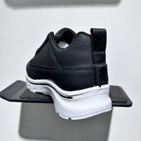 Baskets de sport noires et blanches pour enfants, chaussures décontractées à enfiler en cuir PU pour garçons et filles, chaussures de marche quotidiennes antidérapantes et résistantes à l'usure