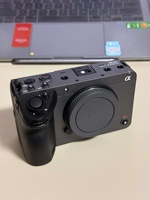 Caméra de cinéma Sony FX30 APS-C 4K pour l'enregistrement vidéo, 95% neuve
