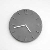 Horloge murale numérique à quartz chinois à face unique de luxe de 12 pouces Décoration intérieure moderne suspendue dans le salon en plastique