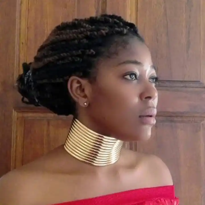 Make a Maasai inspired necklace - YouTube