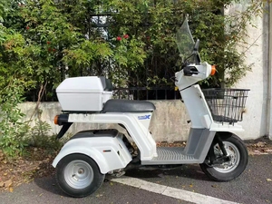 Scooter Honda1 Gxen X 50 Tumbler, durable et polyvalent pour les loisirs et les activités sportives - Product Image 5
