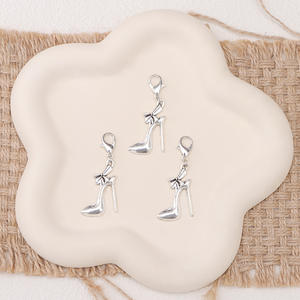 Shoe Charms Alloy <b>Skull</b> Cross Pendants For Boots Sneakers Decorations Winter 2024 Yiwu Made - Product Image 4