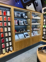 Table de présentation pratique pour téléphones portables avec matériaux durables, meilleur prix pour la décoration de magasins de téléphonie mobile