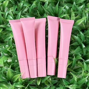 Logo personnalisé Lèvres <span class=keywords><strong>Injection</strong></span> Volumateur Repulpant <span class=keywords><strong>Gloss</strong></span> dans un emballage rose Produit de rouge à lèvres à basse quantité minimale de commande - Product Image 2