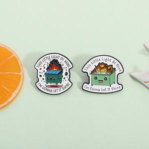Esta pequeña luz mía, voy a dejar que brille, Pin esmaltado, cubo de basura ecológico, broches de llamas, insignia de solapa, regalo de joyería - Product Image 1