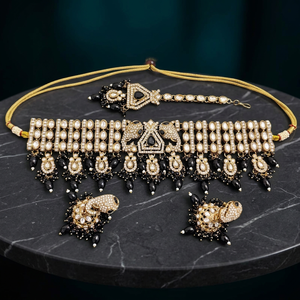 Conjunto nupcial de latón chapado en oro: Collar choker, pendientes colgantes, tikka, étnico, con circonita y perlas, moderno, para boda, compromiso, aniversario, tercera ocasión. - Product Image 3