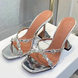 Sandales à talons chaton pour femmes, ornées de fleurs et de diamants, à bout ouvert, à brides croisées, style mules à talon aiguille, pour l'été - Product Image 4