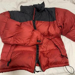 Veste courte d'hiver pour femme <span class=keywords><strong>North</strong></span> Facee Boying - Veste matelassée respirante coupe-vent à capuche avec logo imprimé, chaude et moelleuse, ODM / OEM - Product Image 2