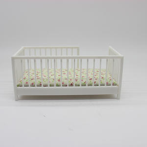 EN STOCK 1:12 maison <span class=keywords><strong>de</strong></span> poupée accessoires Mini décoration <span class=keywords><strong>de</strong></span> la maison meubles en plastique blanc Miniature berceau modèle <span class=keywords><strong>lit</strong></span> bébé - Product Image 4