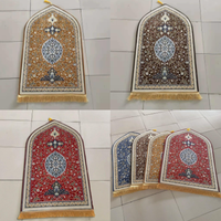 Tapis de prière personnalisé, nouveau design, vente en gros, fait main, fabriqué à la machine, rembourré, antidérapant, lavable, en polyester, 4'x6', motif treillis, shaggy
