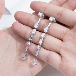 Boucles d'oreilles en or jaune 18 carats avec diamants de forme fantaisie Messi Jewelry MSE-850 pour femmes - Product Image 4