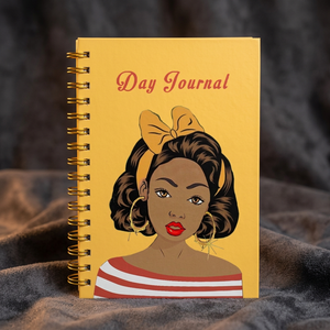 Diario Espiral con Cubierta Amarilla, Diseño Impreso con Mujer, Tapa de Papel, Agenda, Tamaño A5 - Product Image 1
