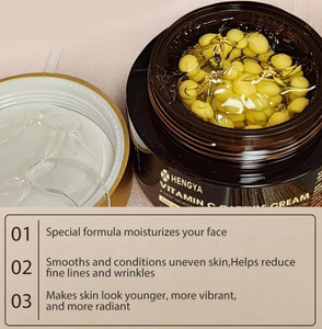 Crème Visage Hydratante Anti-Âge au Liposome de Vitamine C Dorée en Capsules pour Peau Nourrie et Réduite des Rides (Marque Blanche) - Product Image 3