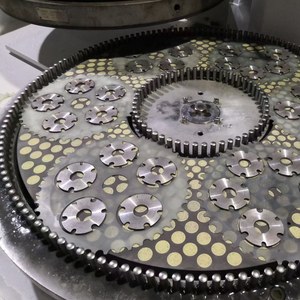Plaques de lissage double face en CBN vitrifié, meule diamantée 700-1000 mm pour le meulage de métaux, céramiques, plaques de SiC et roulements - Product Image 4