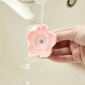 <b>Support</b> OEM <b>Flower</b> Shapes Wall Hook Multi Colored Suction Cup No Punching Adhesive Hooks Multifunctional Kitchen Adhesive Hook - Product Image 5