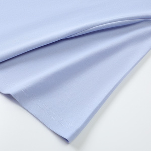 Camisa Polo de Algodón 70-80% L, Estilo Ejecutivo, Ropa de Trabajo Promocional, Manga Corta, Cuello Camisero, Sensación Fresca - Product Image 2