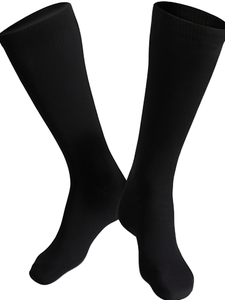 Calcetines de Ciclismo de Compresión Negros Sólidos Personalizados al por Mayor, Ajuste Atlético, Transpirables, de Poliéster/Nylon de Calidad, Fabricante OEM - Product Image 2