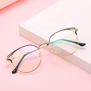 Encuentre el mejor fabricante de armazones de lentes modernos y armazones  de lentes modernos para el mercado de hablantes de spanish en alibaba.com