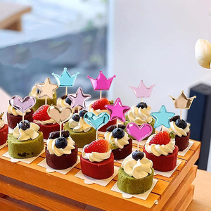Décorations de cupcakes en forme de cœur et d'étoile scintillantes, décorations de gâteaux colorées, décorations de fête mignonnes pour les fêtes, les mariages, les fournitures de décoration de gâteaux - Product Image 6