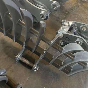 Manufacturers Direct Sale Iron Custom Color Width Thickness <strong>Excavator</strong> <strong>Root</strong> <strong>Rake</strong> <strong>With</strong> <strong>Thumb</strong> - Product Image 2