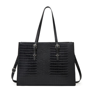 Sac à Bandoulière Fourre-Tout de <span class=keywords><strong>Grande</strong></span> Capacité pour Femmes Nouveau Style Simple en <span class=keywords><strong>Cuir</strong></span> Design Sac à Rabat Forme Imperméable Doux Caractéristiques Luxe PU - Product Image 6
