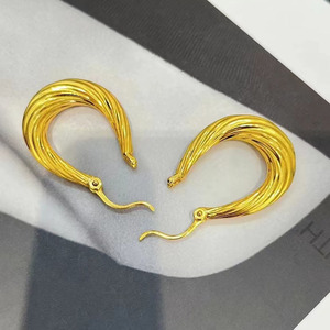 Elegant Simple Superior French Style Gold Metal Warp <strong>U</strong> <strong>Shape</strong> Temperament <strong>Earrings</strong> for Women Gift - Product Image 6