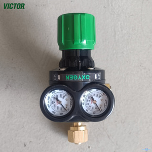 Régulateur de pression d'oxygène Victor ESS4 à double manomètre pour soudage et découpe - Product Image 1