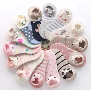 Mùa Xuân Mới Cotton Phim Hoạt Hình Vớ Vô Hình Mùa Hè Chống Trượt Phụ Nữ Dép Vớ Dễ Thương Kẹo Màu Mắt Cá Chân Vớ Thuyền Phụ Nữ