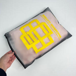 Sac à fermeture éclair noir mat et givré double face - Sac en plastique imprimé sur mesure pour vêtements et accessoires - Product Image 2