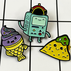 หมุดหมวกเคลือบบัตรโลหะของขวัญส่งเสริมการขายจากโรงงานจีน - Product Image 2