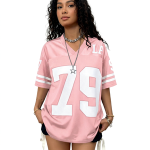 T-shirt de football rose pour femme, col en V, manches courtes, tricoté, coupe ample, 100 % polyester, séchage rapide, motif uni, personnalisable - Product Image 1