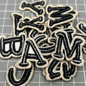 Parches de letras 3D para coser de alta calidad, parches de hierro con bordado de Alfabeto Negro - Product Image 2
